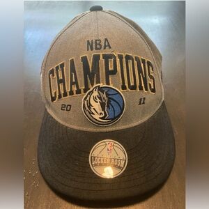 Dallas Mavericks 2011 NBA Champions Locker Room Adidas SnapBack New Vintage